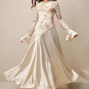 Champagne Elegant Women's Fitted Round Neck Long Sleeve Long maxi Dress